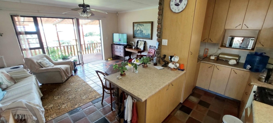 2 Bedroom Property for Sale in Sunrise On Sea Eastern Cape